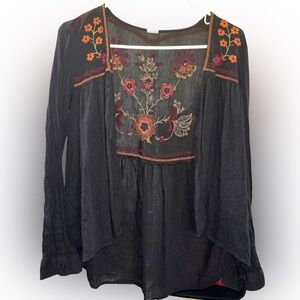 Wild Pearl size XS embroidered open front cover-up- PTP: 19”